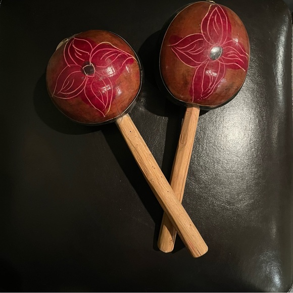 Caribbean Maracas - - Picture 1 of 3